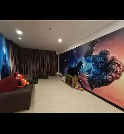 Sky Suite Top Floor With Rooftop Pool & Gym